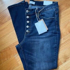 NWT kancan jeans plus sizes, dark wash, multi button.
